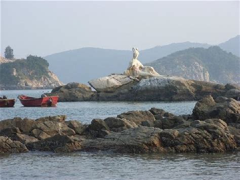 下川島什麼魚好喫:在海洋與陸地的交界，下川島蘊藏著無數的自然奇蹟，魚類更是其中的一種寶藏。